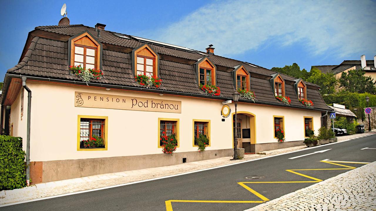 Penzion Pod Branou Poprad Exterior foto